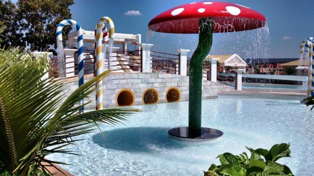 L'Acqua Diroma - Suites Confortaveis - Diversao Garantida - Piscina De Ondas Exclusiva Калдас-Новас Экстерьер фото